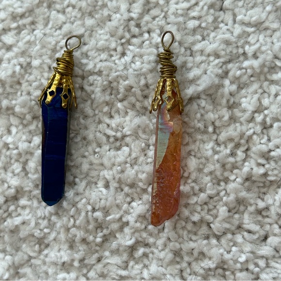 Set of 2 - Crystal Pendants - Picture 4 of 11